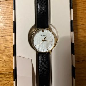 •Kate Spade ♠️ • Watch with T Initial